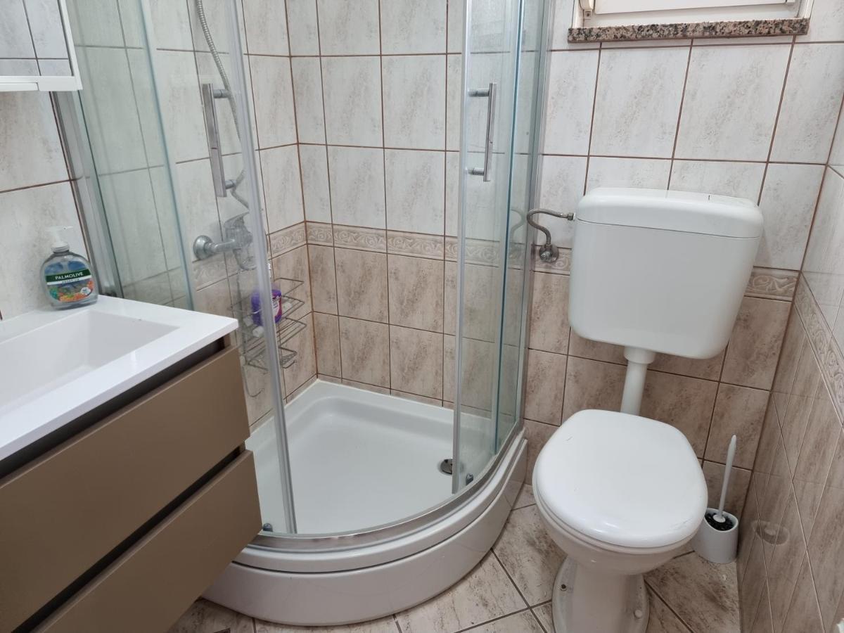 Apartment Aqua Near The City Beach نوفاليا الغرفة الصورة