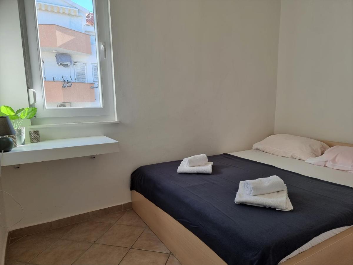 Apartment Aqua Near The City Beach نوفاليا الغرفة الصورة