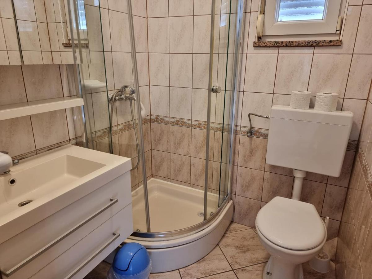 Apartment Aqua Near The City Beach نوفاليا المظهر الخارجي الصورة