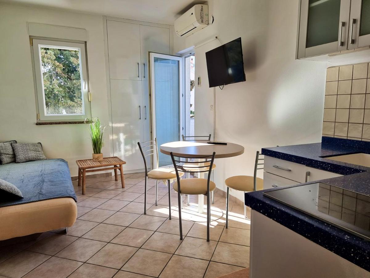Apartment Aqua Near The City Beach نوفاليا المظهر الخارجي الصورة
