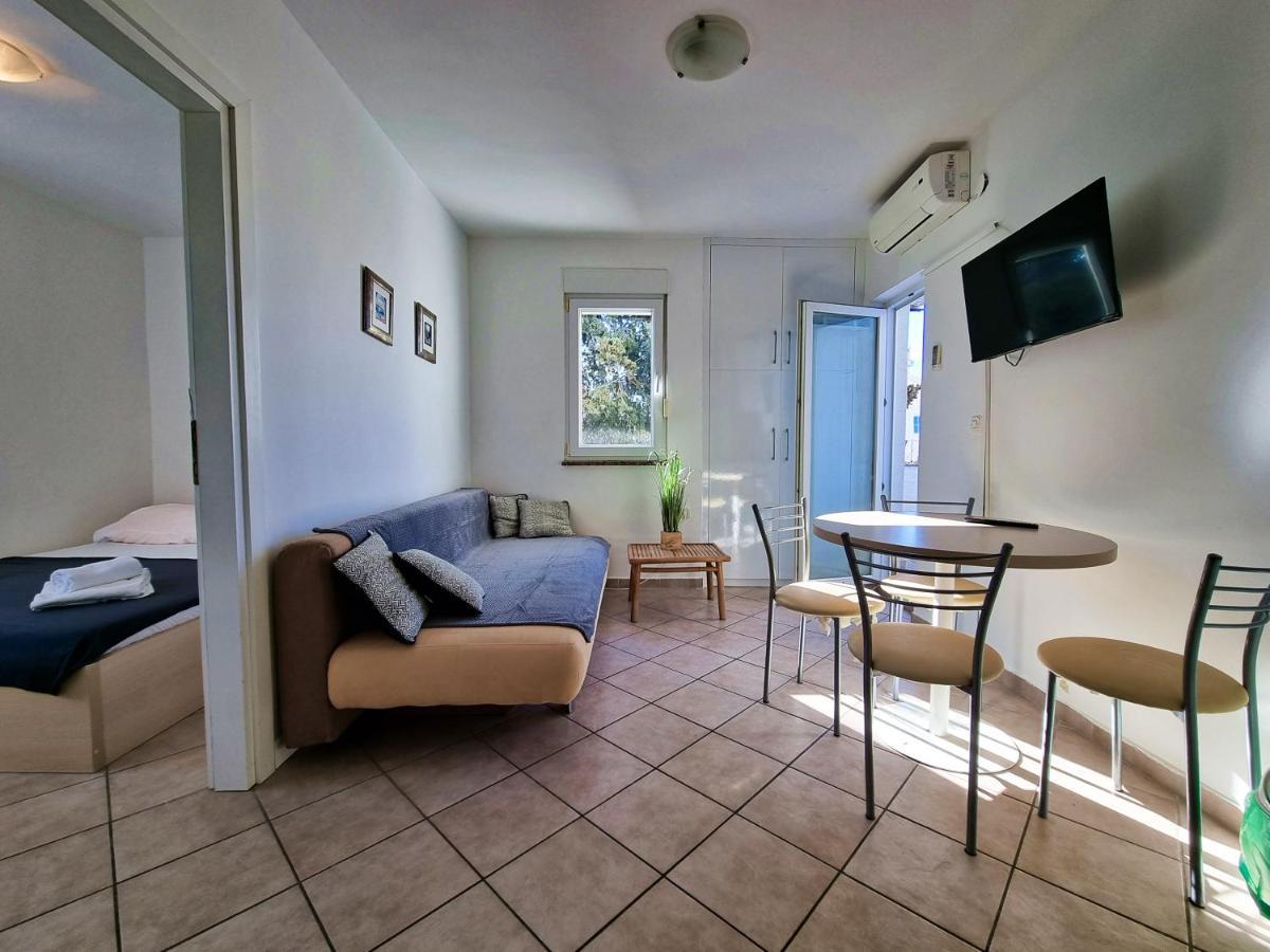 Apartment Aqua Near The City Beach نوفاليا المظهر الخارجي الصورة