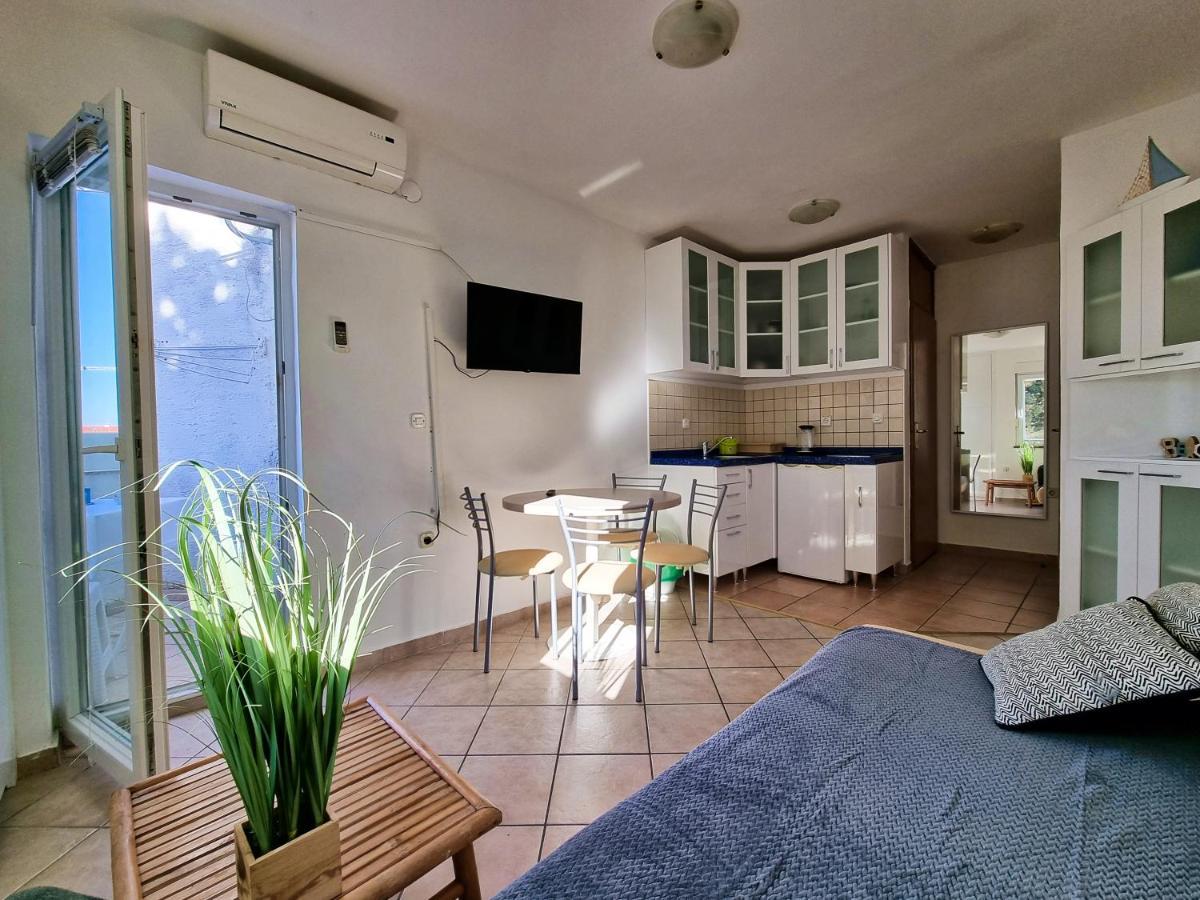 Apartment Aqua Near The City Beach نوفاليا المظهر الخارجي الصورة